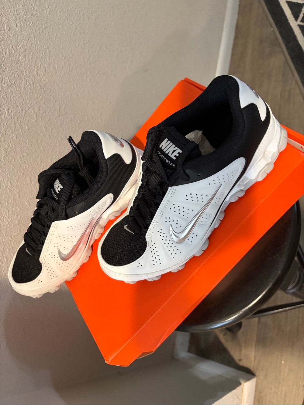 Nike Reax Running Sneakers with Silver Swoosh